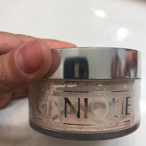Clinique powder in MF transparency neutral